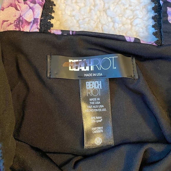 NWOT Beach Riot spring fairy floral one piece purple 14305 - Picture 7 of 11